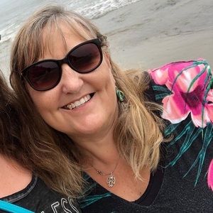 Meet your Posher, Mary linn